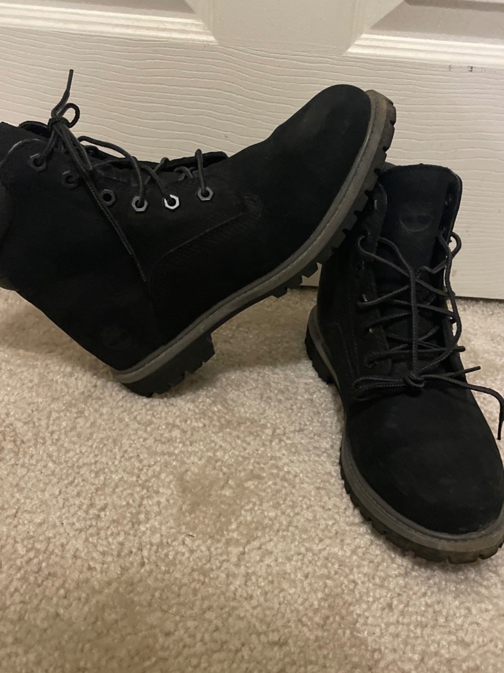 Women’s Timberlands 8.5